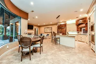 12316 Oak Bend Cir, Conroe, TX 77304 - Photo 10