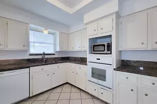 2710 Quail Creek Dr, Missouri City, TX 77459 - Photo 14