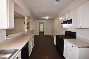 11903 Sagecliff Dr, Houston, TX 77089 - Photo 12