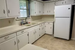 503 Garden Way Ln, Pasadena, TX 77503 - Photo 12