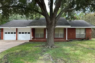 503 Garden Way Ln, Pasadena, TX 77503 - Photo 1