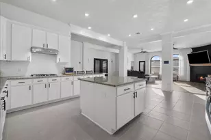 3606 Pedregal Dr, League City, TX 77573 - Photo 6