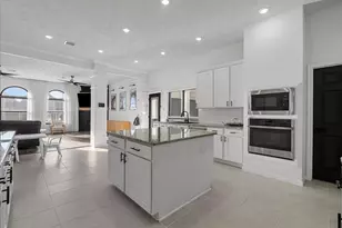 3606 Pedregal Dr, League City, TX 77573 - Photo 8