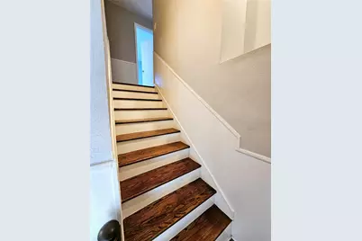 9738 Braesmont Drive, Houston, TX 77096 - Photo 14