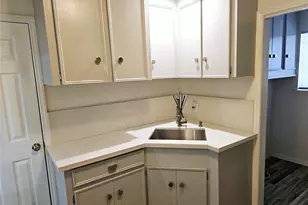 9738 Braesmont Dr, Houston, TX 77096 - Photo 10