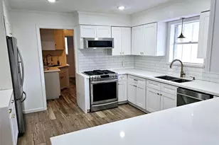 9738 Braesmont Dr, Houston, TX 77096 - Photo 2