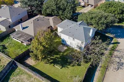 17103 Canterbury Green Court, Sugar Land, TX 77498 - Photo 24