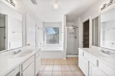 17103 Canterbury Green Court, Sugar Land, TX 77498 - Photo 18