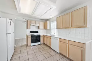 17103 Canterbury Green Ct, Sugar Land, TX 77498 - Photo 14
