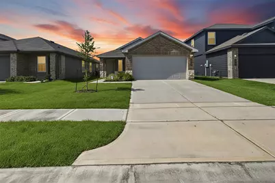 1806 Legacy Hills Drive, Houston, TX 77067 - Photo 1