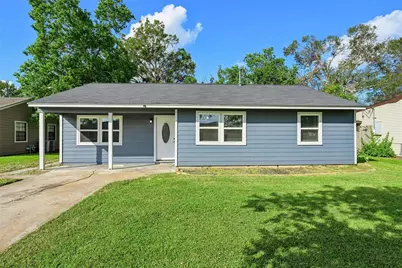 1109 San Felipe Street, Angleton, TX 77515 - Photo 1