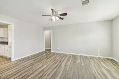 1109 San Felipe Street, Angleton, TX 77515 - Photo 6