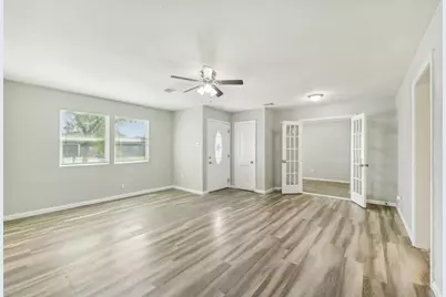 1109 San Felipe Street, Angleton, TX 77515 - Photo 8