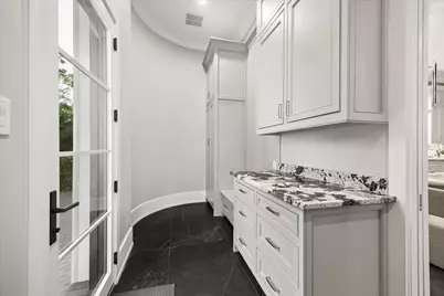 3851 Chevy Chase Drive, Houston, TX 77019 - Photo 24