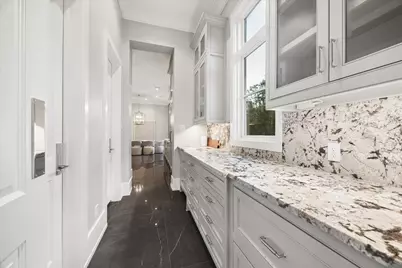 3851 Chevy Chase Drive, Houston, TX 77019 - Photo 20