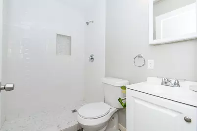 911 N 14th Avenue N, Texas City, TX 77590 - Photo 10