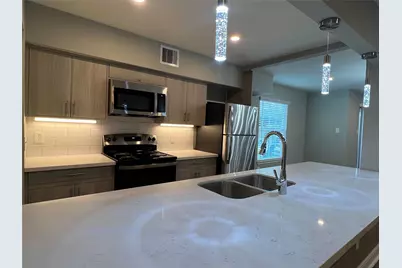 8003 Woodway Drive #84, Houston, TX 77063 - Photo 2
