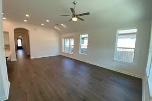 12311 Sweet Gum Dr, Mont Belvieu, TX 77523 - Photo 6