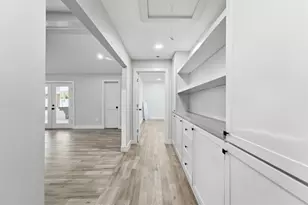 11907 Renwick Dr, Houston, TX 77035 - Photo 16
