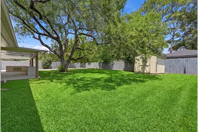 11907 Renwick Drive, Houston, TX 77035 - Photo 30