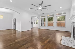 1420 Asbury St, Houston, TX 77007 - Photo 14