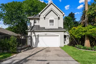 1420 Asbury St, Houston, TX 77007 - Photo 1