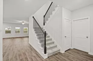 9712 Caney Bend Rd, Conroe, TX 77303 - Photo 2