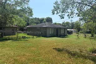 892 County Rd 460, Dayton, TX 77535 - Photo 2