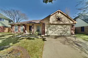 4611 Kimball Dr, Pearland, TX 77584 - Photo 1