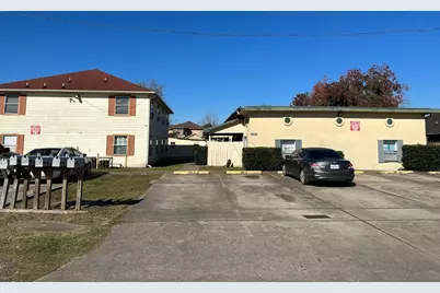 203 Avenue G #4, South Houston, TX 77587 - Photo 1