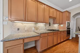 10932 Lasso Ln, Houston, TX 77079 - Photo 12