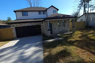 107 Booker St, Baytown, TX 77523 - Photo 2