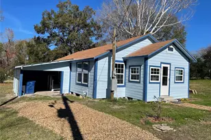 512 W 4th St, Corrigan, TX 75939 - Photo 2