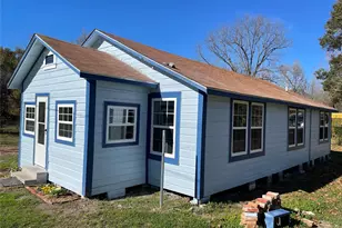 512 W 4th St, Corrigan, TX 75939 - Photo 1