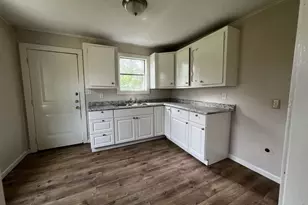 8606 Prairie View Dr, Houston, TX 77088 - Photo 6