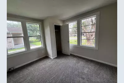 8606 Prairie View Drive, Houston, TX 77088 - Photo 10