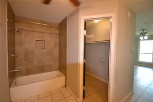 15718 Fox Springs Dr, Houston, TX 77084 - Photo 22