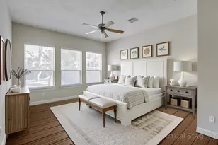 70 S Almondell Cir, The Woodlands, TX 77354 - Photo 20