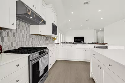 27711 Seascape Village Drive, Katy, TX 77493 - Photo 10