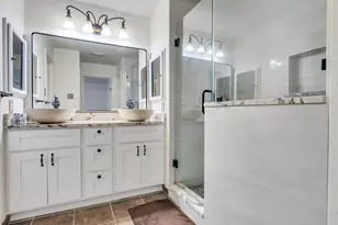 10811 Meadow Walk Ln, Houston, TX 77067 - Photo 22