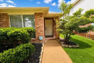 1823 Strongs Ct, Katy, TX 77449 - Photo 2