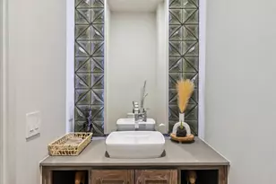 1249 Chippendale Rd, Houston, TX 77018 - Photo 14