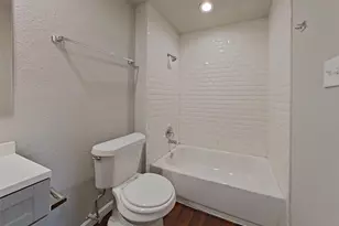 11210 Camphorwood Dr, Houston, TX 77089 - Photo 24