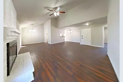 11210 Camphorwood Drive, Houston, TX 77089 - Photo 4