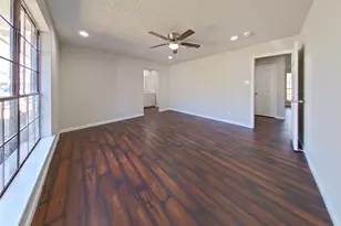 11210 Camphorwood Dr, Houston, TX 77089 - Photo 14
