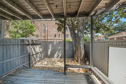 518 Hawthorne Street #1, Houston, TX 77006 - Photo 8