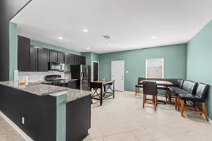 8814 Ruddy Duck Ct, Baytown, TX 77521 - Photo 2