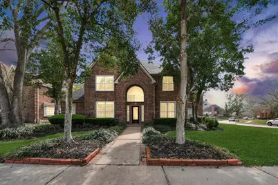 2015 Pecan Trail Drive, Richmond, TX 77406 - Photo 4