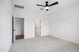 7926 Jade Crst Dr, Angleton, TX 77515 - Photo 10