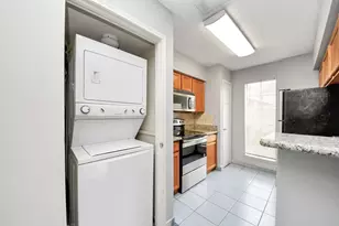 3600 Jeanetta St, Houston, TX 77063 - Photo 12